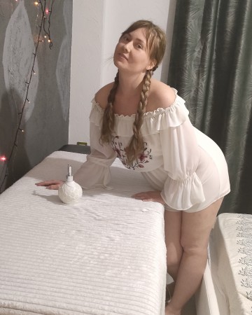Частная массажистка Злата, 32 года, Москва
