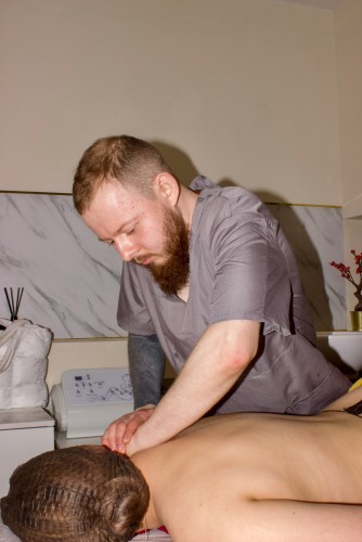 Частный массажист Александр, 27 лет, Москва - фото 4