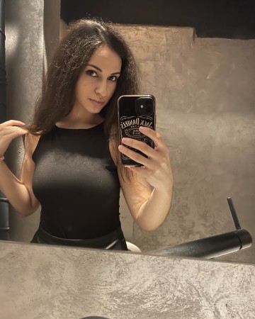 Частная массажистка Василиса, 23 года, Москва